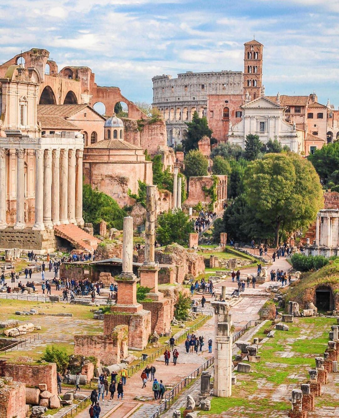 Welcome to Romeindeep.com - Guide esperte a Roma - Colosseum and Roman Forum